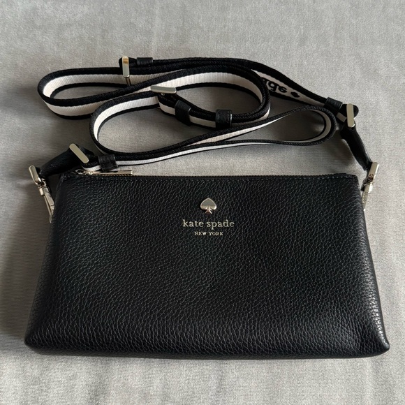 kate spade Handbags - Kate Spade Emma Black Leather Crossbody Bag
